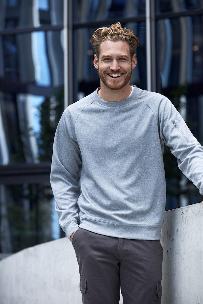 Basic Active Roundneck 021010