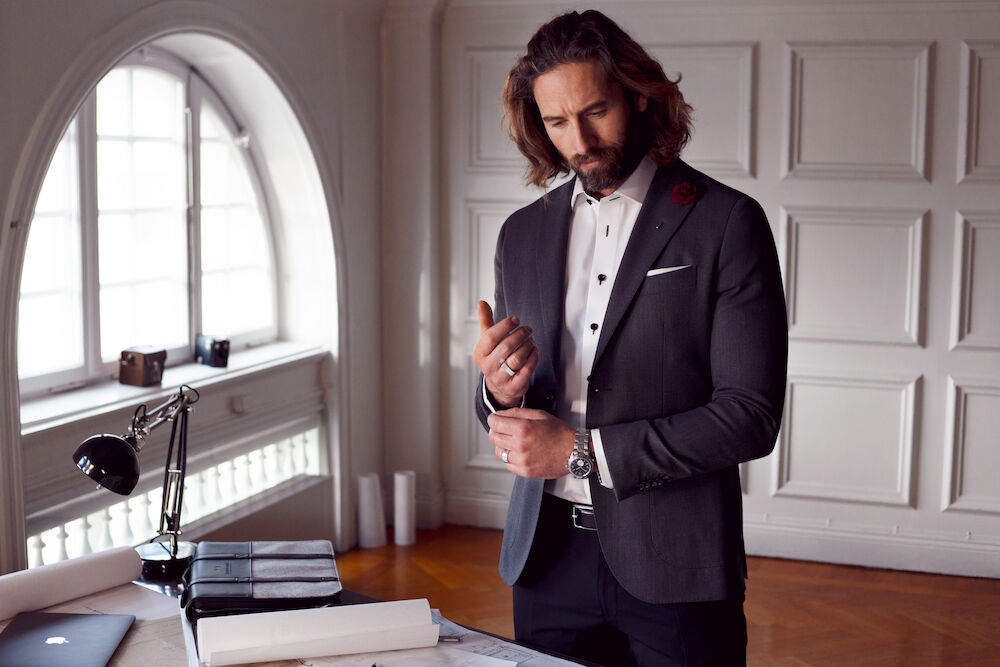 JH&F Red Bow 20 Slim Fit